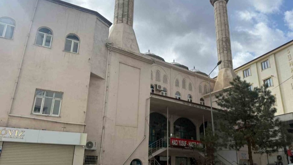 Iğdır’da Caferi camilerinde Hamaney ve hayatını kaybedenler için dualar okundu