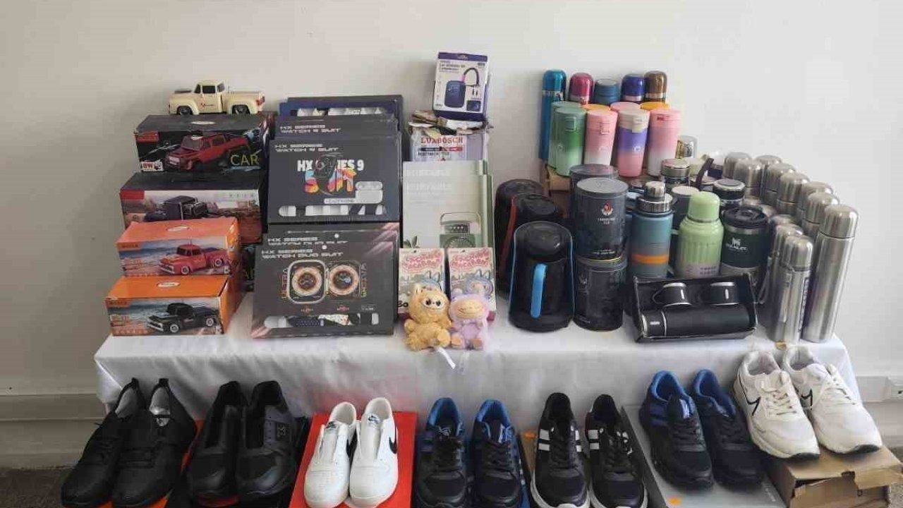 Jandarma Van’da 209 parça kaçak eşya ele geçirdi
