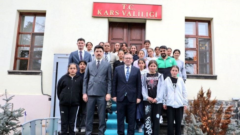 Kars’ı gururlandıran başarı: Şampiyon takım yarı finalde