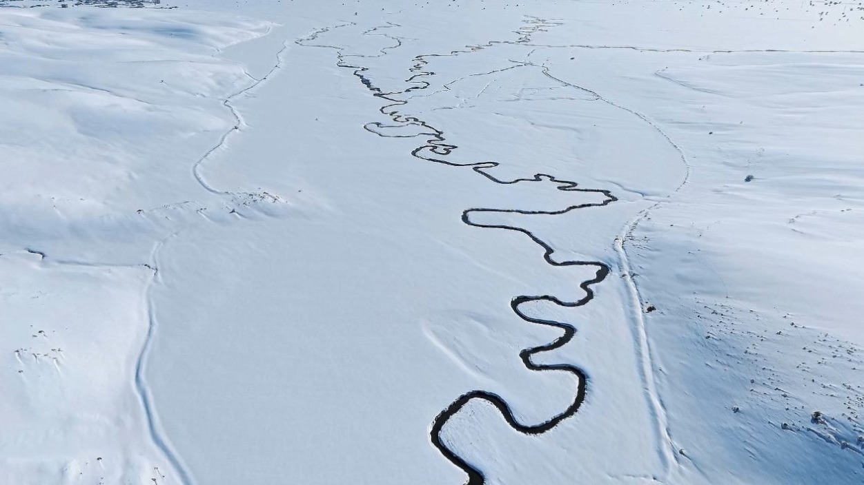 Mendereslerin karlı manzarası mest etti