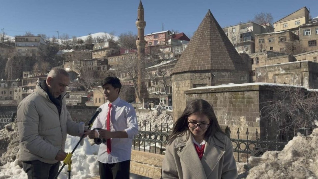 Öğretmen ve öğrencilerden anlamlı ’Çanakkale Zaferi’ klibi