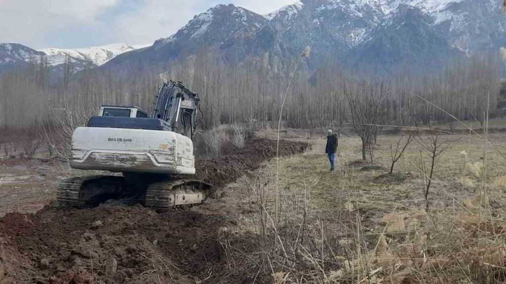 Sulama kanalları yeni sezona hazırlanıyor