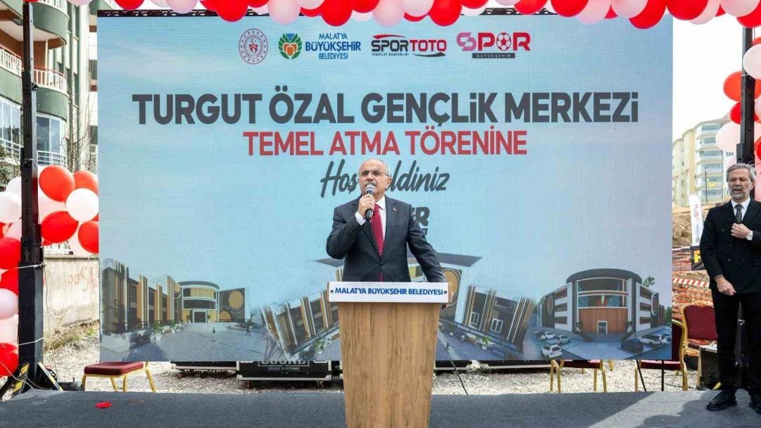 Turgut Özal Gençlik Merkezi’nin temeli atıldı