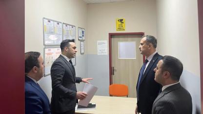 Vali Bozkurt Geri Gönderme Merkezi’nde incelemelerde bulundu
