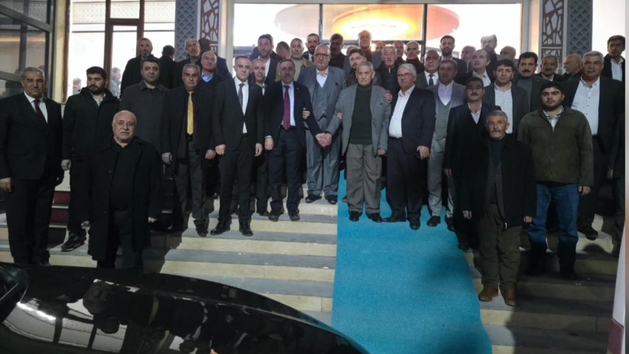 Van’da AK Parti Teşkilatı İftar Sofrasında Buluştu