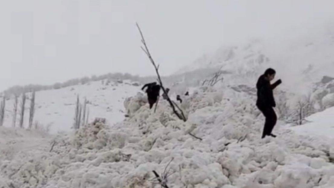 Yüksekova’da aynı bölgede ikinci çığ