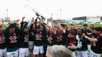 12 Bingölspor kupayı evinde kaldırıldı