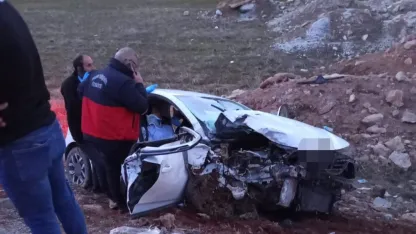 Van'ın Çaldıran ilçesinde trafik kazası: 5 yaralı