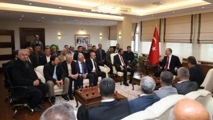 Ağrı Valisi Bozkurt Hemşehrilerini Ağırladı