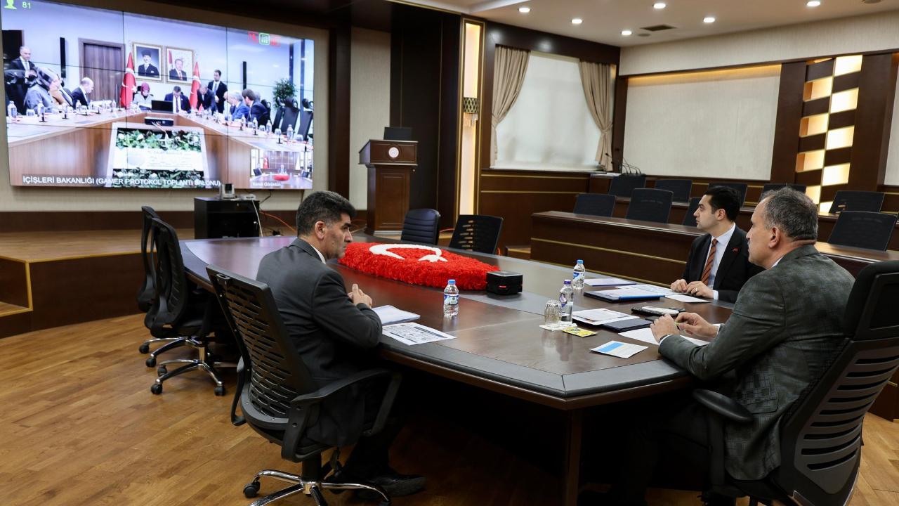 Ağrı Valisi Bozkurt, “Sosyal Risk Haritaları” Toplantısına Katıldı