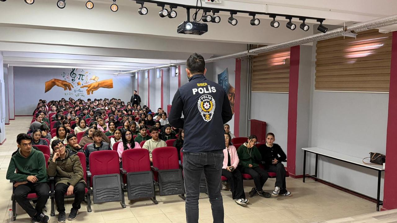 Ağrı’da 700 Öğrenciye SİBERAY Eğitimi