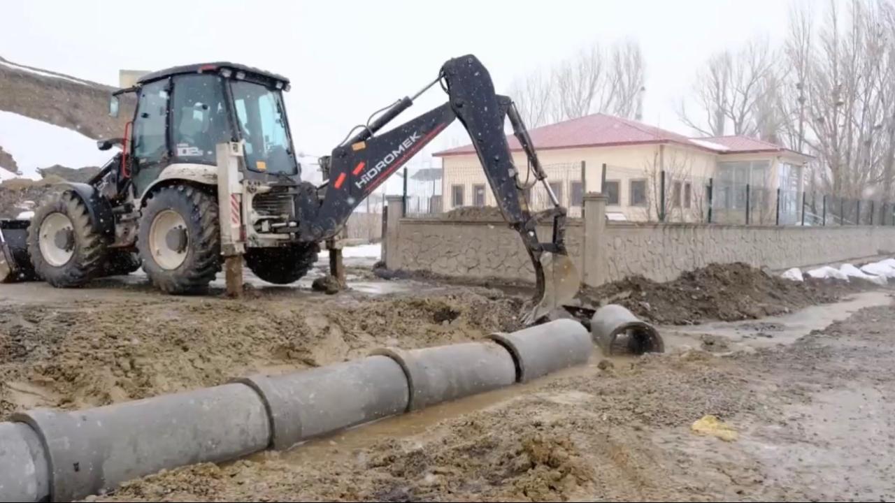 Ağrı’da altyapı çalışmaları aralıksız sürüyor
