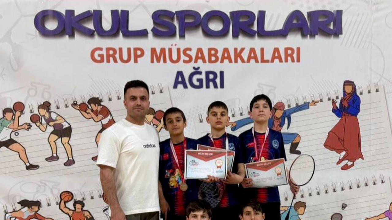 Ağrı’da badmintonun şampiyonu belli oldu