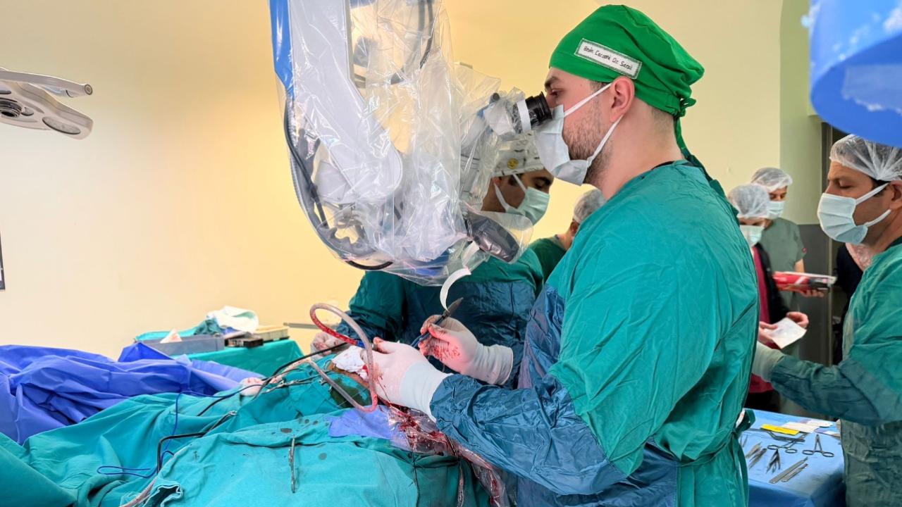 Ağrı’da bir haftada 3 beyin tümörü ameliyatı başarıyla yapıldı