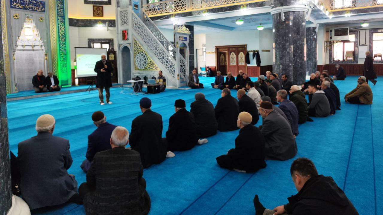 Ağrı’da hacı adaylarına kapsamlı eğitim