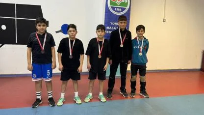 Ağrı’da Kurtuluş Etkinlikleri Kapsamında Masa Tenisi Turnuvası Düzenlendi