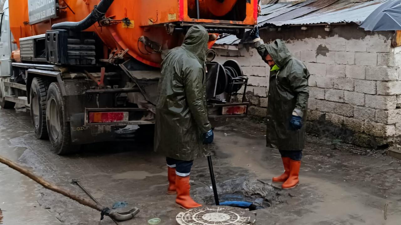 Ağrı’da taşkın riskine karşı ekipler seferber oldu