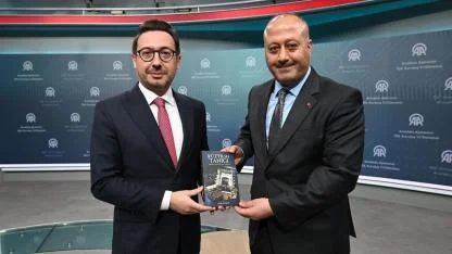 Ağrılı Gazeteci Atakan Çelik, Anadolu Ajansının asırlık öyküsünü kitaplaştırdı (Videolu Haber)