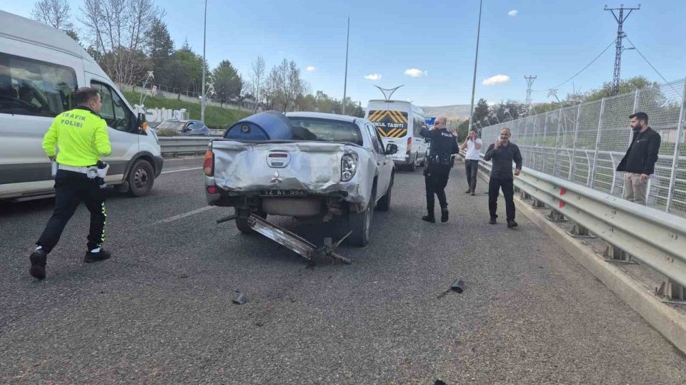 Bingöl’de zincirleme kaza: 3 yaralı