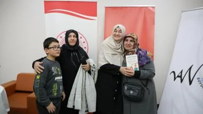 Büyükşehir Belediyesi Erciş’te Aile Semineri Düzenledi