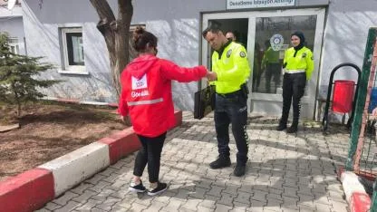 Doğubayazıt’ta polis ekiplerine anlamlı ziyaret
