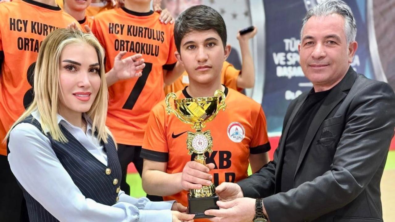 Doğubayazıt’ta Voleybol Turnuvasında Büyük Final