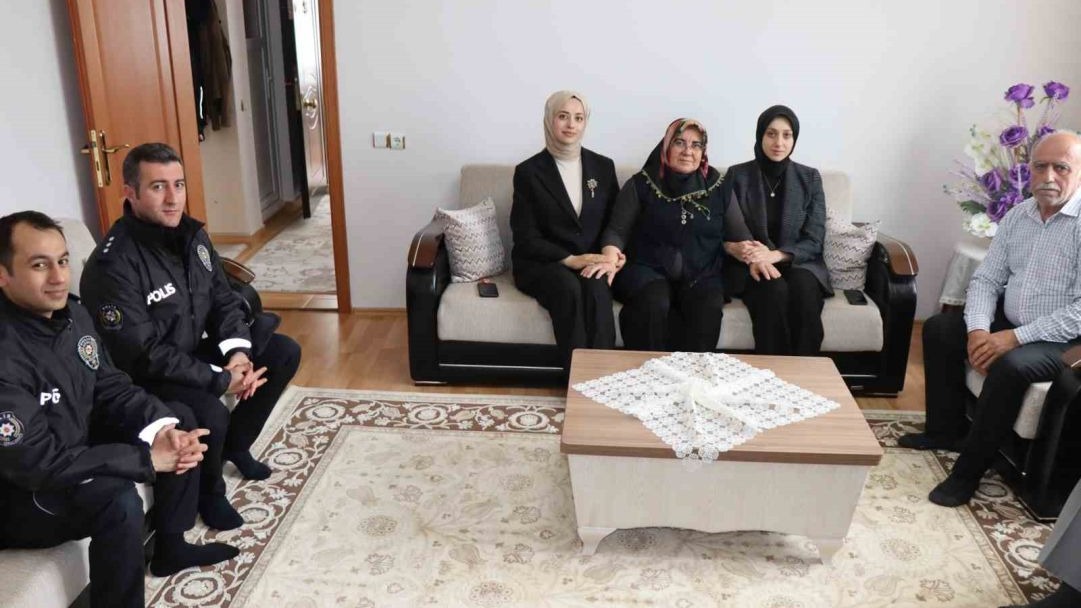 Erzincan Tercan’da Polis Haftası etkinlikleri kapsamında ziyaretler gerçekleştirildi