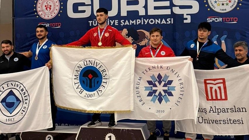 ETÜ Türkiye Güreş Şampiyonasına damga vurdu