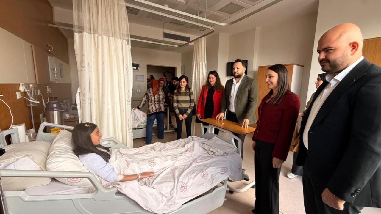 İl Sağlık Müdürü Beşer’den tedavi gören çocuklara 23 Nisan morali