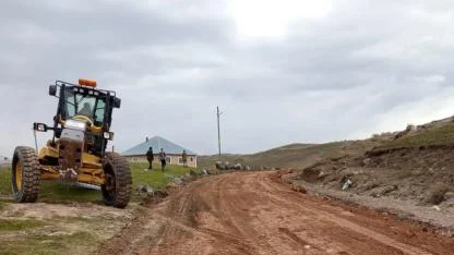 Patnos’ta İlçe Özel İdare’den Yol Seferberliği