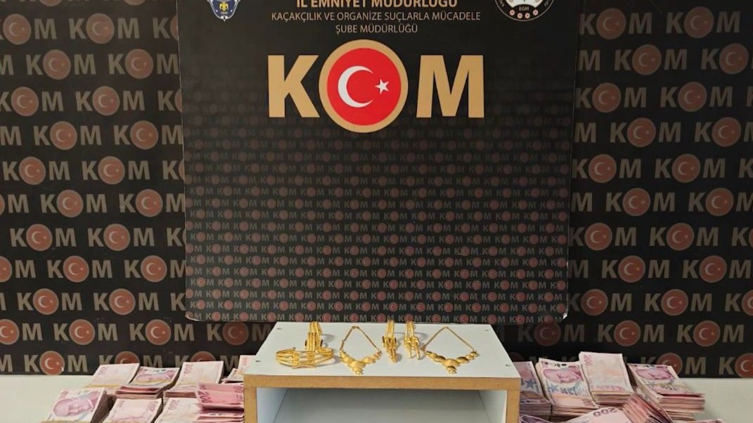 Sahte altın operasyonunda 2 kişi yakalandı