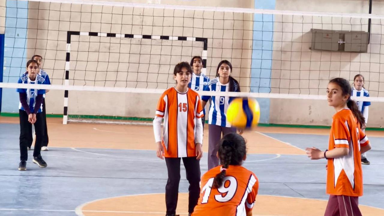 Taşlıçay’da Yıldız Kızlar Voleybol Heyecanı Sona Erdi