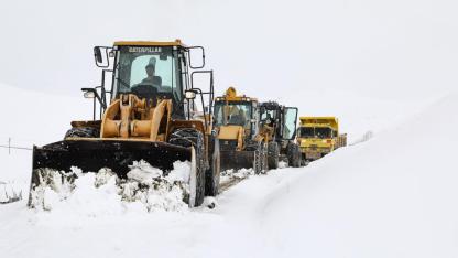 Van'da Nisan Ayında Karla Mücadele Çalışmaları