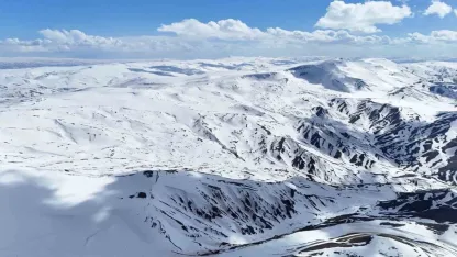 Erzurum Palandöken’de kar bereketi, sezon uzadı