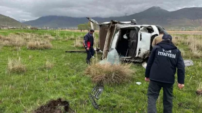 Van’ın Gevaş ilçesinde trafik kazası: 2 yaralı