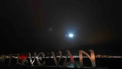 Van’da hava tarfiğine fırtına engeli; 2 uçak Erzurum’a yönlendirildi