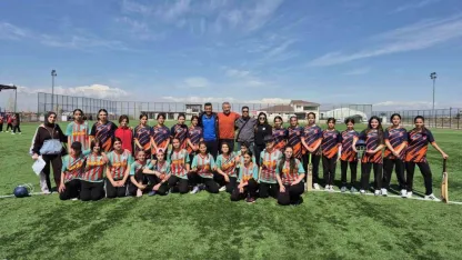 Van Fevzi Geyik Ortaokulu 8 branşta bölge finallerine yükseldi