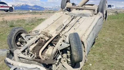 Van'da trafşk kazası 2 yaralı
