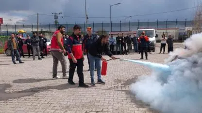 Ağrı Geri Gönderme Merkezi’nde gerçeği aratmayan yangın tatbikatı