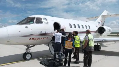 Ağrı’da 68 yaşındaki KOAH hastası uçak ambulansla İzmir’e sevk edildi