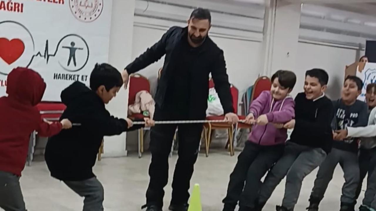 Ağrı’da geleneksel oyunlar ve spor faaliyetleri sürüyor
