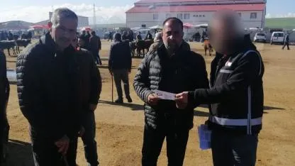 Ağrı’da hayvan borsasında sahte para ve dolandırıcılık uyarısı