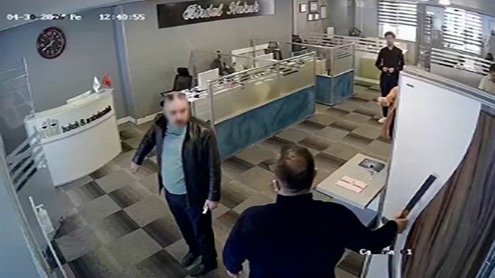 Avukata yapılan bıçaklı saldırının dehşet dolu anları