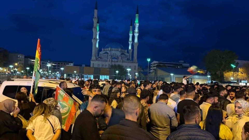 Iğdır'da Amed Sportif Faaliyetler taraftarından Süper Lig sevinci