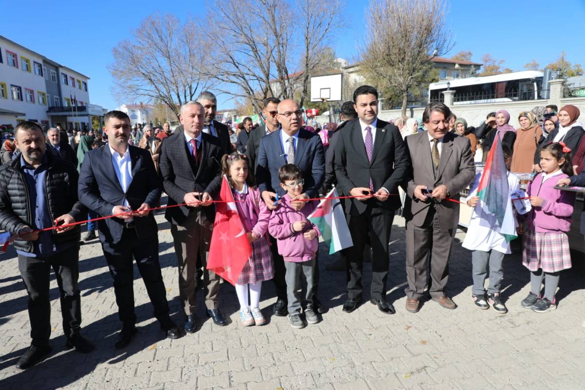 Ağrı’da Minik Kalpler Gazze İçin Tek Yürek Oldu