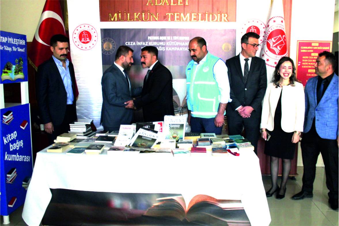 Patnos İlçe Müftülüğünden Cezaevine Kitap Desteği