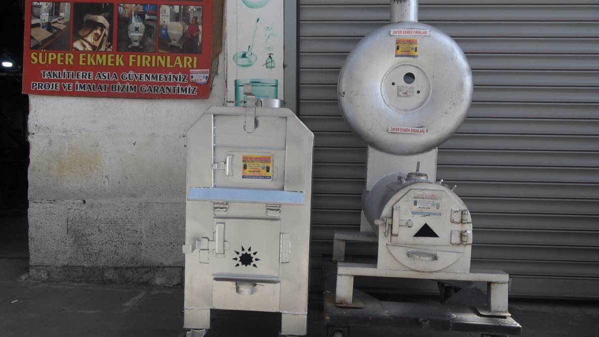 Ağrı’da 45 Yıllık Ustalıktan Yenilik Doğdu: “Fırınlı Sobasıyla” Kadınların Yükünü Hafifletti