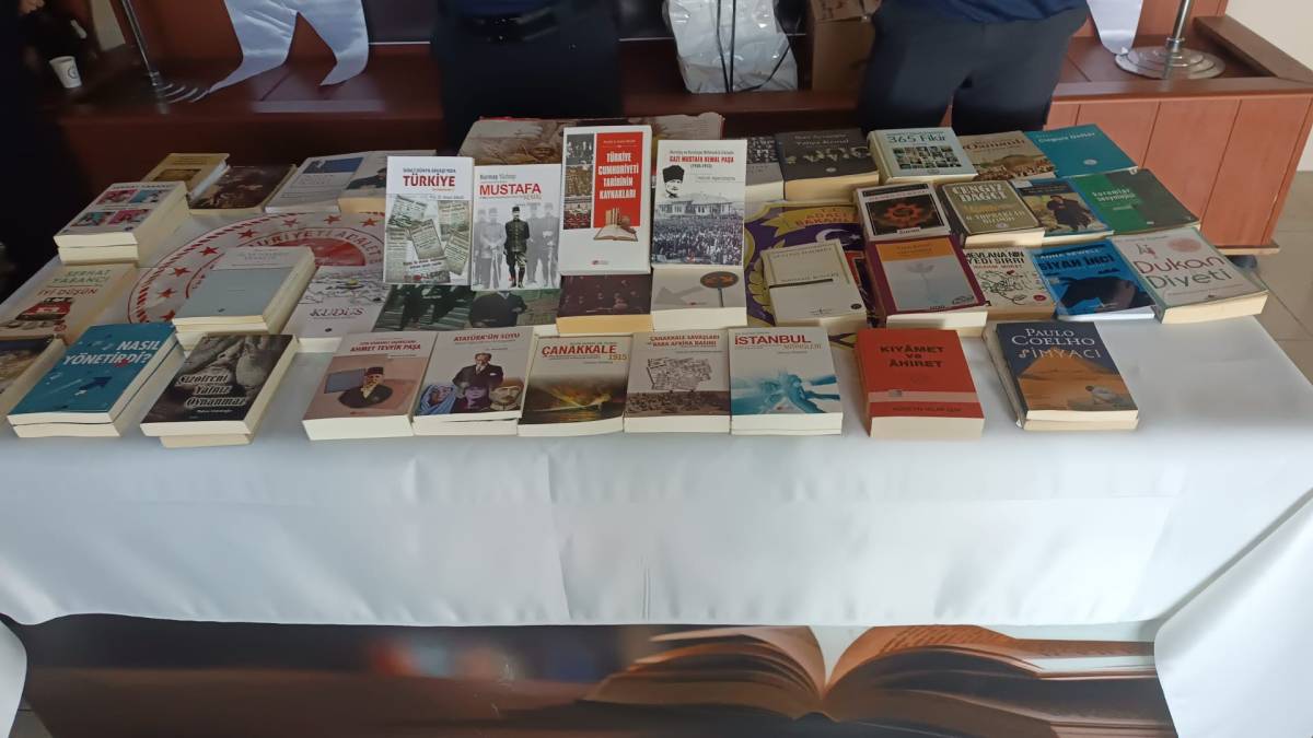 Patnos’ta Cezaevi Kütüphaneleri İçin Kitap Bağışı Kampanyası Düzenlendi