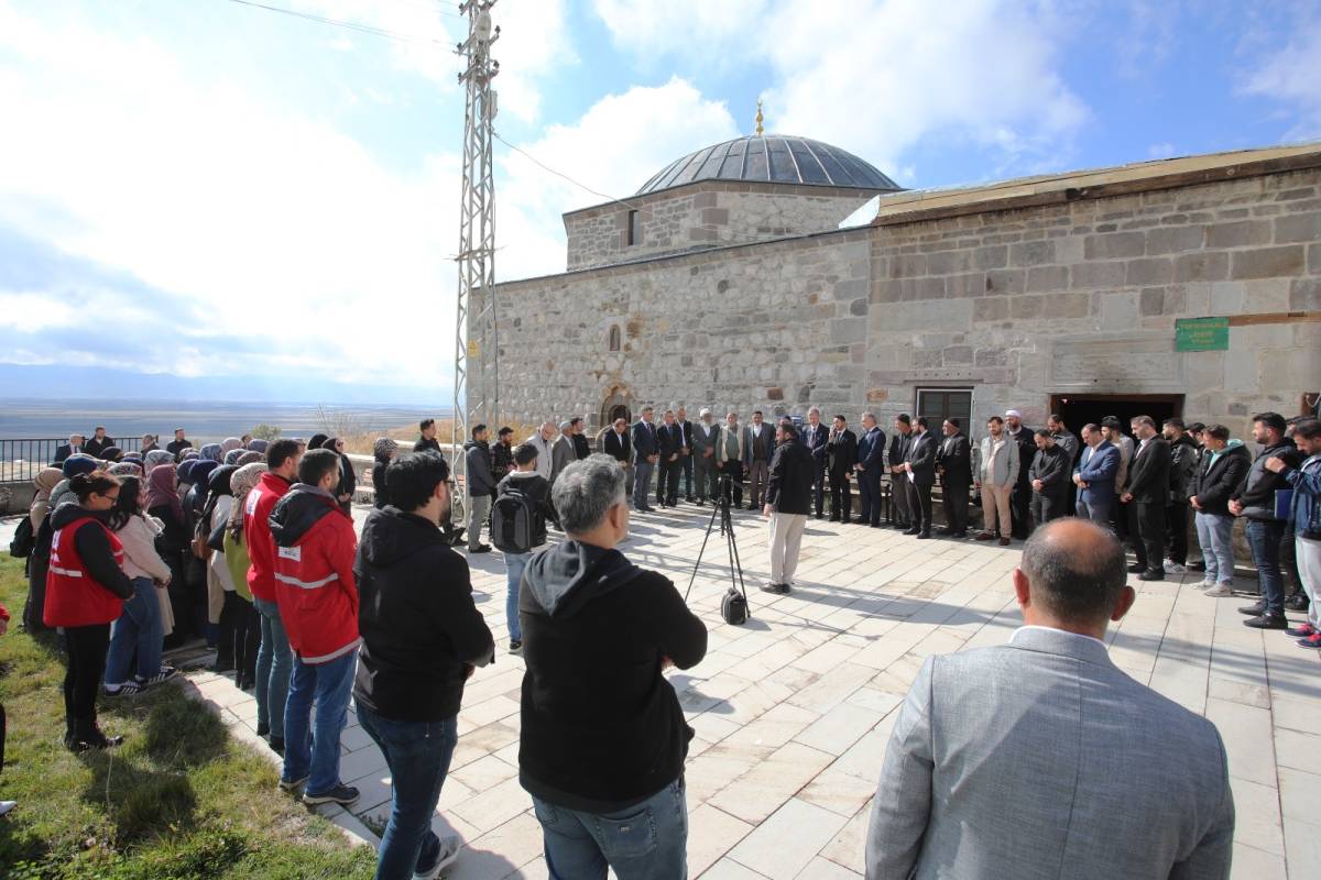 Ağrı’da 337 Yıllık Cami, “Hadis ve Hayat” Etkinliğiyle Canlandı