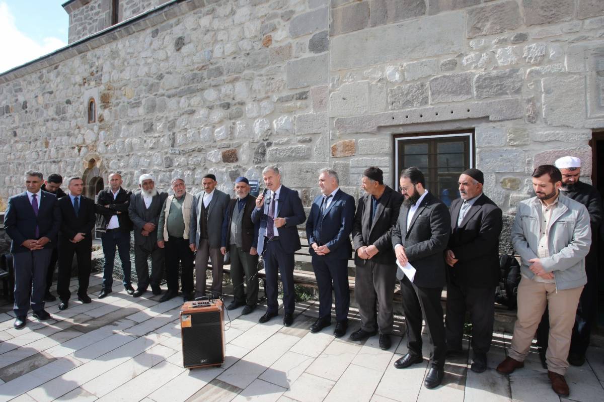 Ağrı’da 337 Yıllık Cami, “Hadis ve Hayat” Etkinliğiyle Canlandı